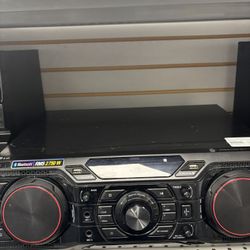 LG Stereo System 