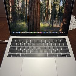 2019 MacBook Pro 13” – Touch Bar – Mint Condition – Works Like New