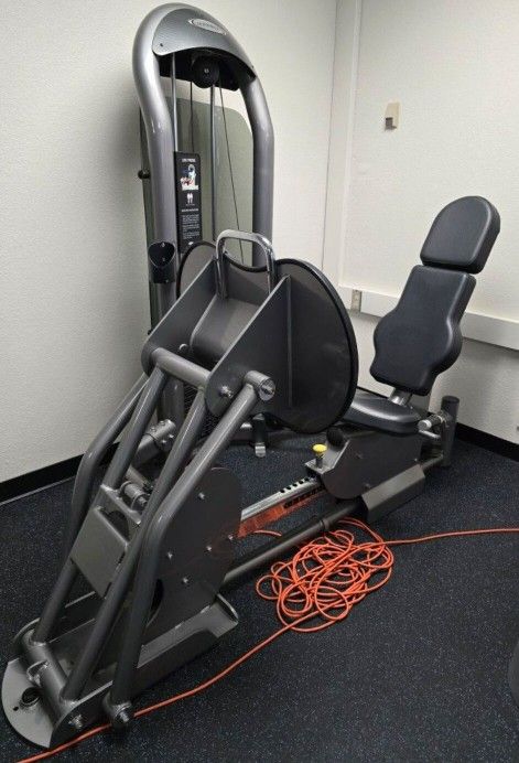 Matrix Leg Press Commercial Gym Equipment Exercise Fitness Weight Machine Workout Lifting