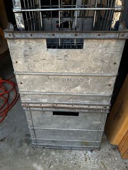 Knowlton Creamery Vintage Milk Crates (Set of 7)