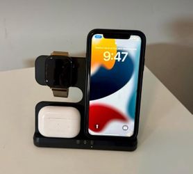 3-in-1 Wireless Charging Station Black