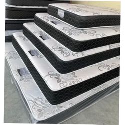 Cal king size mattress/ Colchon