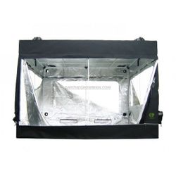 Grow Tent Brand New 9ft 6 in x 9ft 6 in x 6 ft 7 in