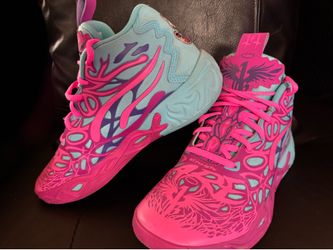 PUMA x LaMelo Ball MB.04 "Iridescent Hornets" basketball shoes