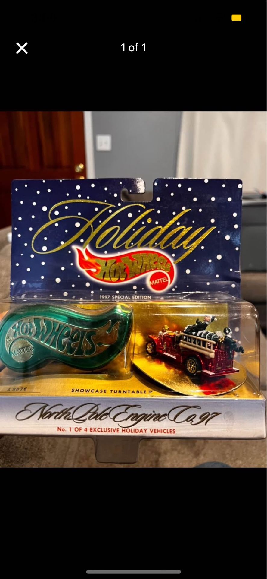 Hot Wheels Holiday North Pole Engine Co. 97 – Special Edition (1997) I have ALOT more . Send message