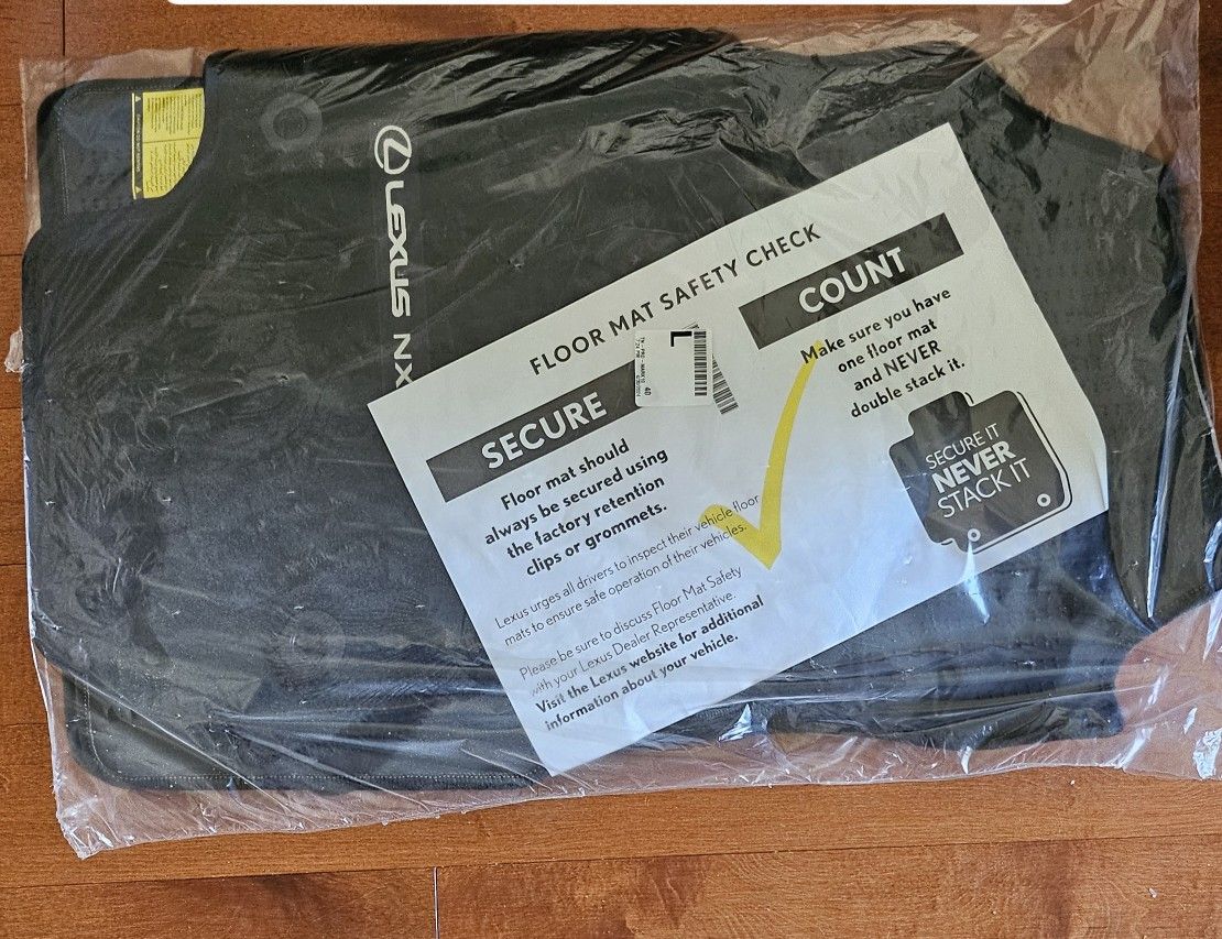 Brand New 2025 Lexus NX350h floor mat