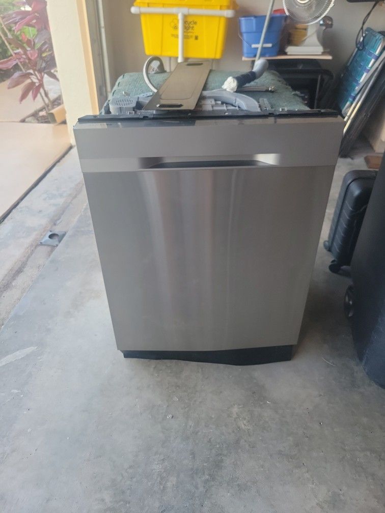 Stainless Steel Samsung Dishwasher Model # DW80k5050US