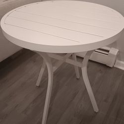 White Round Bistro Outdoor Table