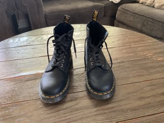 Doc Marten  Boots