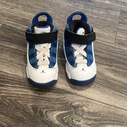 Air Jordan Size 6 Toddler Shoes 