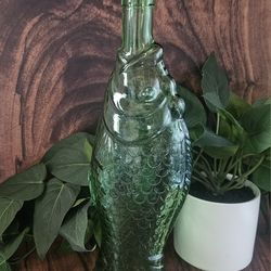 Vintage dark Green Glass Fish Shaped Wine Bottle decanter decor great gift for a Pisces or a fisher in your life approximately 13"h x 4"l x 2"w *C