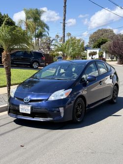 2015 TOYOTA PRIUS