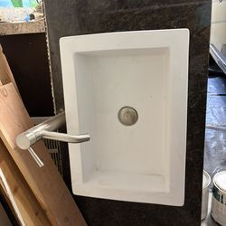 Bathroom Sink, Faucet & Black Granite Counter