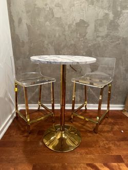 Table and 2x stools, Gold details