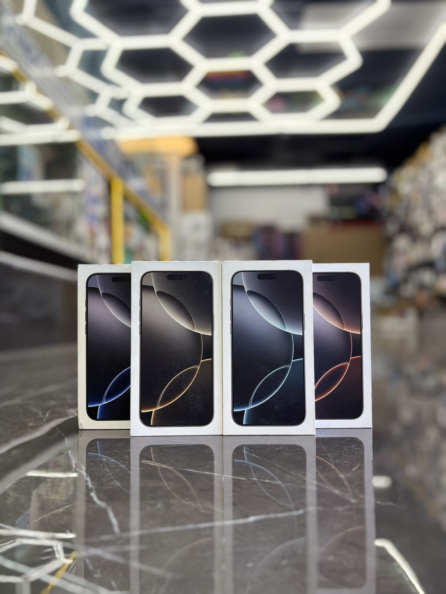 iPhone 16 Pro Max (Take It Home In Payments/ llévalo a casa en pagos