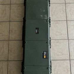 Pelican iM3300 Long Storm Case