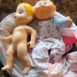 Baby Dolls/clothes 