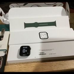 Apple Watch Series 7 45mm (GPS)
