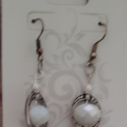 PEARL EARRINGS / CHOKER/BRACELET 