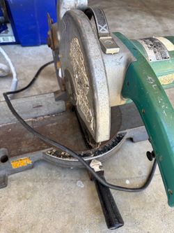 Makita miter saw