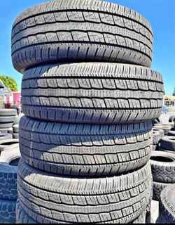 275/55/20 General Selling a set of 4 tires in excellent condition 🫡