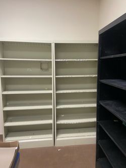Shelves - lot of 5