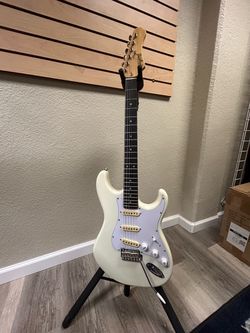 TAGIMA T635 CLASSIC STRAT-STYLE ELECTRIC GUITAR – OLYMPIC WHITE