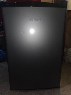Mini fridge