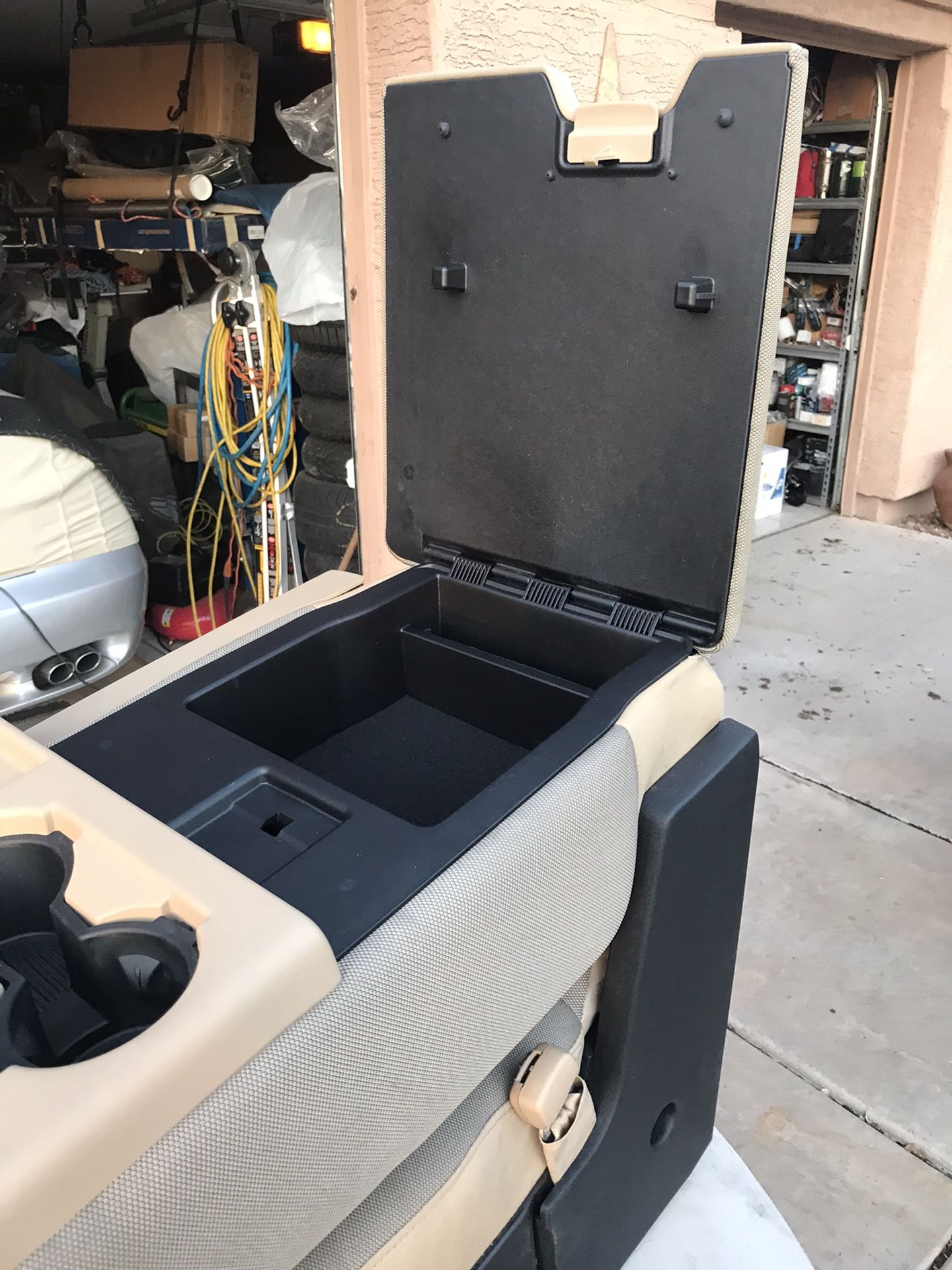 2018 - 2020 FORD SUPER DUTY TRUCK F250 F350 F450 CENTER CONSOLE JUMP