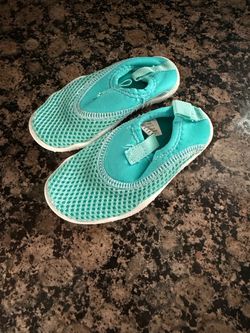 Water shoes