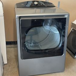 Kenmore  XL Electric Dryer — Delivery Available