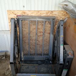 Braun Wheelchair Lift Electric And Manual 