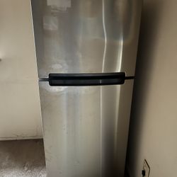 Refrigerator Whirlpool