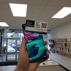Samsung Galaxy S10 Plus (Unlocked) - Pre Owned 