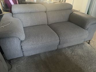 Power Reclining Loveseat