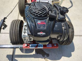 Briggs&Stratton Pavement Line Striping Machine.