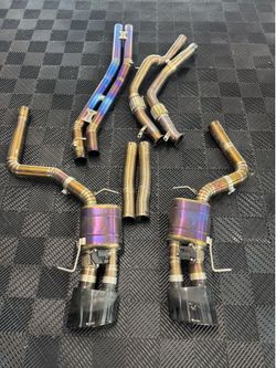 2025 Audi RS6 Titanium Valvetronic Exhaust