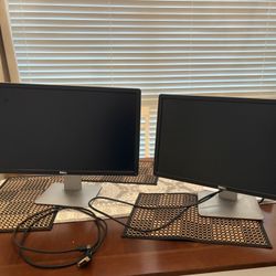 Computer Monitors With Cables For Sale!