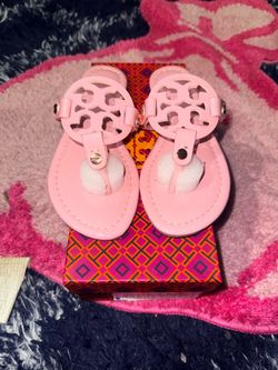 pink torys