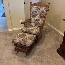Solid Oak Rocking Chair 