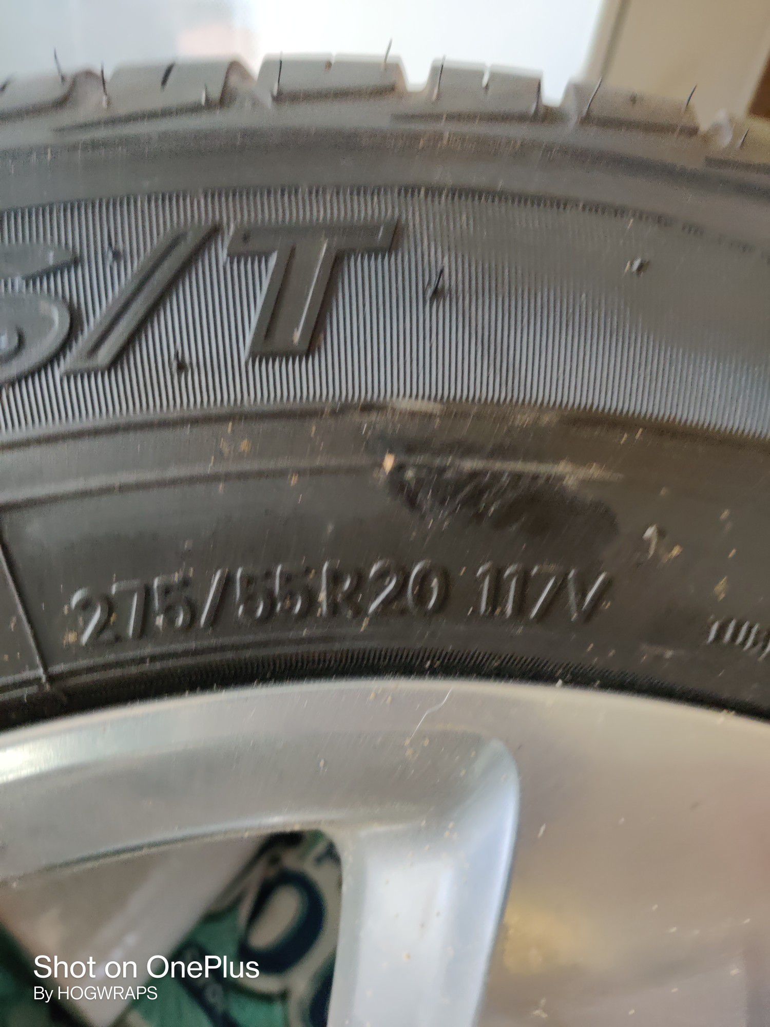 Chevy stocks 20s brand new tires