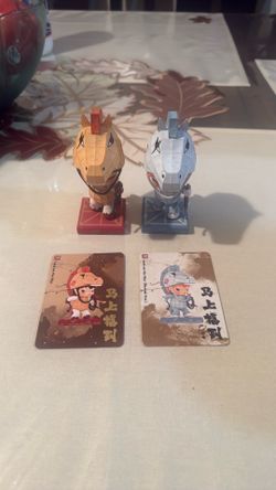 Hirono Pop Mart The Golden Gallop Series Luck On The Way (Special Ver. and Regular Ver.)
