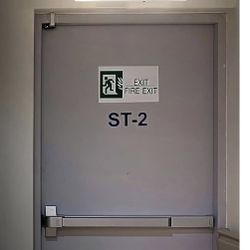 2 New Emergency Lights In Box