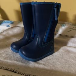 Botas para niño pequeño 
