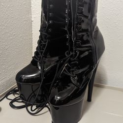 Pleasers Adore-1021 Lace-Up Front Ankle Boot Size: 7
