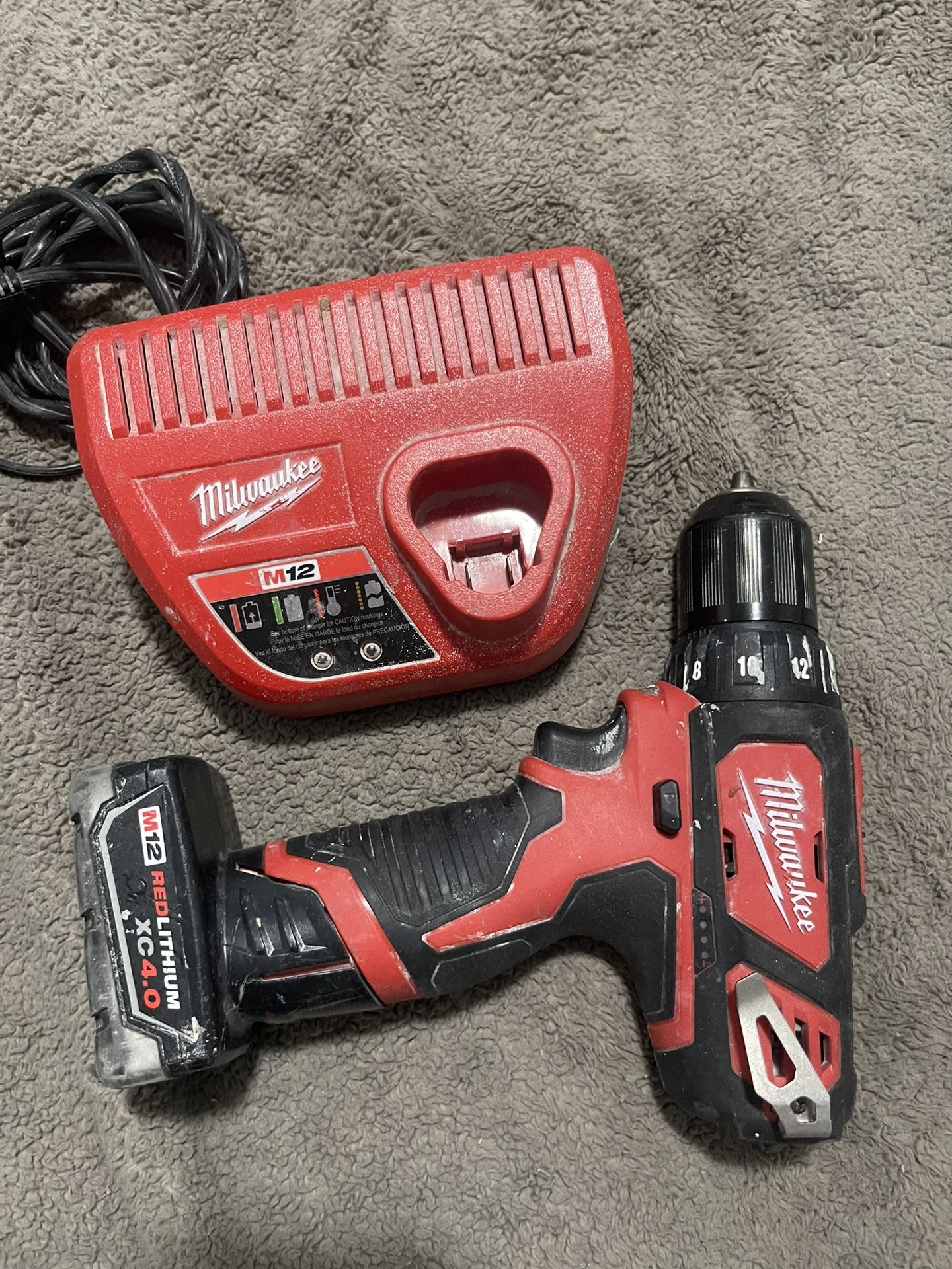 Drill Milwaukee