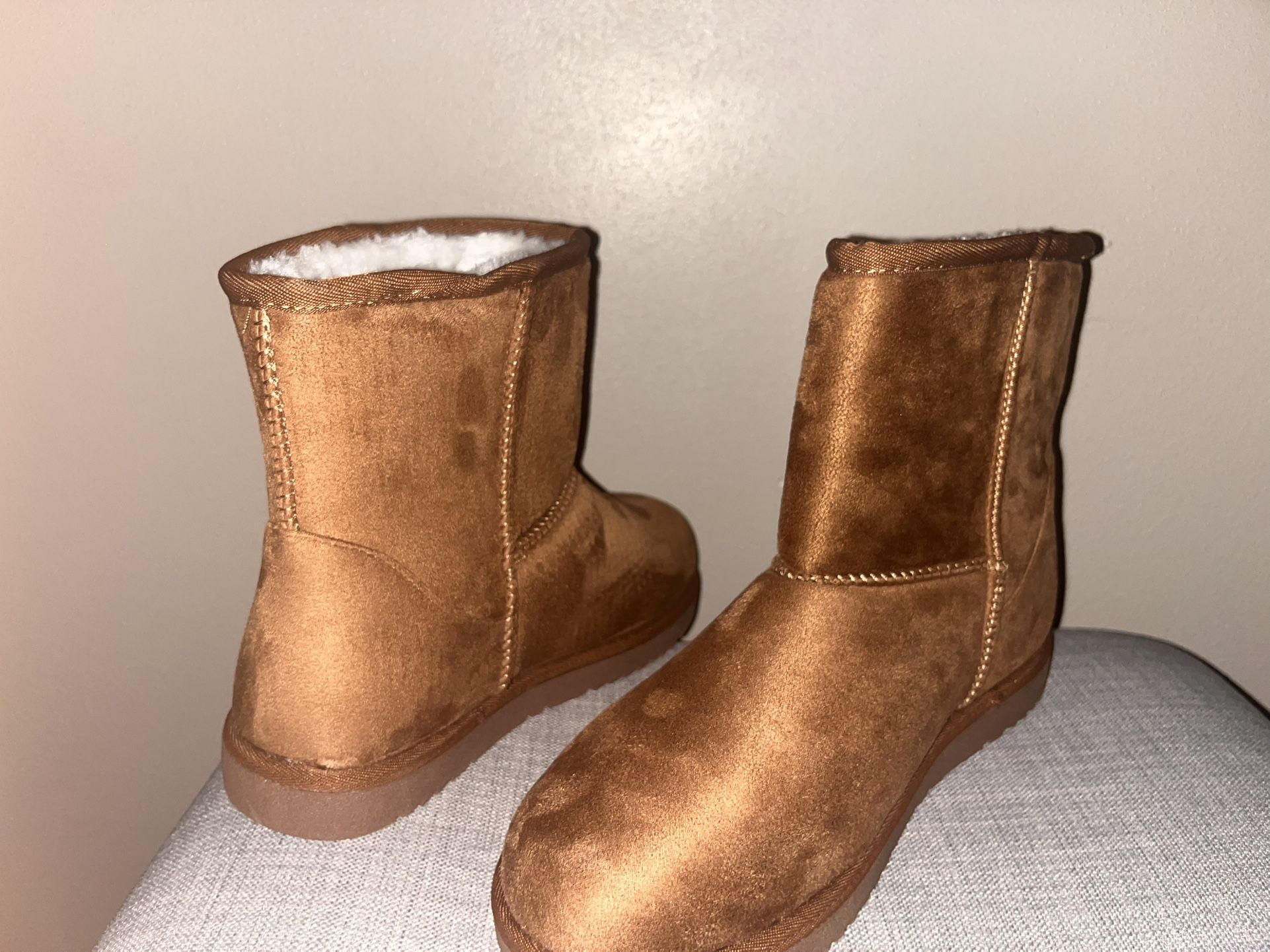 SnuggleSoles Chestnut Cozy Winter Boots