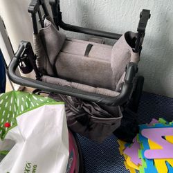 Jeep Wrangler Deluxe 4 Wagon 