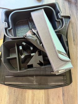 Tesla model y / 3 accessories