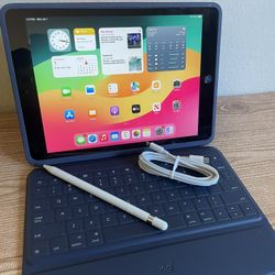Apple iPad 7th Generation 32GB With Logitech Keyboard and Pencil